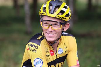 Bouwman y Oomen dieron el Giro por perdido: "Ves ese cambio de bicicleta y piensas 'no puede ser', me alejé y pensé: se acabó, pero sigue siendo Primoz"