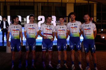 Geoffrey Soupe le roba al venezolano Aular la victoria al esprint en la etapa 7 de la Vuelta a España 2023
