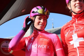Lorena Wiebes, líder de la Vuelta a Burgos Féminas, asegura que ayudará a ganar a Demi Vollering la carrera: "Voy a por todas con ella"
