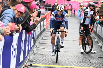 El Soudal Quick-Step sigue luchando en el Giro: "Los dos últimos días no han sido fáciles para nosotros después de todo lo que ha pasado, pero queríamos demostrar que seguimos en carrera"