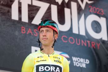 Ide Schelling rompe a llorar por Gino Mäder tras ganar la etapa del Tour de Eslovenia: "Toda la alegría se esfumó de inmediato"