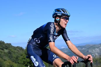 Max Poole admite problemas en los días de descanso en su debut en una Gran Vuelta: "Fue extraño. Era la primera vez que lo experimentaba"