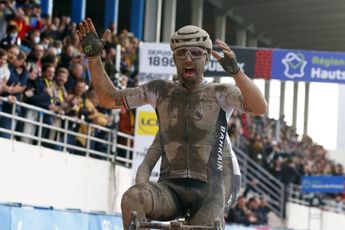 Mathieu van der Poel recuerda con dolor la derrota en la París-Roubaix ante Sonny Colbrelli: "Nunca se sabe cuándo se vuelve a tener la oportunidad de ganarla"