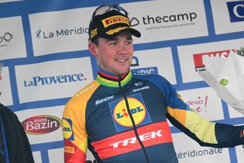 Mads Pedersen odia la ceremonia del podium del Tour de Francia: "Hubiera preferido estar en la ducha"