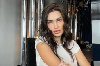 Only-Fans model zoekt man: "Met geld en diamanten, dat maakt me hitsig!"