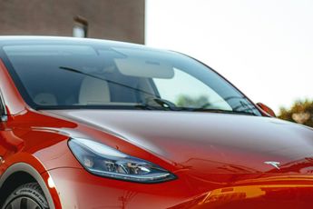 Belgische Tesla-eigenaar schaft zich een heel speciale nummerplaat aan: "Geen al te beste reclame..."