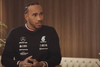 Lewis Hamilton geeft voormalige Mercedes-collega's geweldig cadeau na zijn overstap naar Ferrari