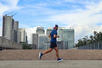 Deze impact heeft het lopen van een marathon op je lichaam: "Te vergelijken met een hartoperatie"