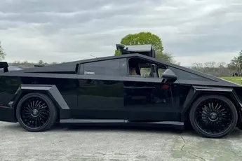 De gekste Tesla Cybertruck ter wereld vind je in Florida en lijkt bijna op een Ferrari