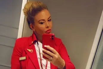 Ex-stewardess onthult hoe waanzinnig veel er 'gevogeld' wordt onder de bemanning: "Eén keer werd het me te veel!"