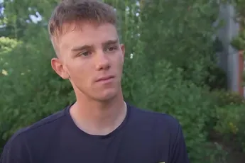 /sport/vader-sven-heel-duidelijk-over-knopen-doorhakken-verlaat-thibau-nys-de-tour-de-france
