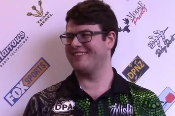 Australiër mag tijdens het WK darts zijn bijnaam niet gebruiken van de PDC wegens...te 'pikant'