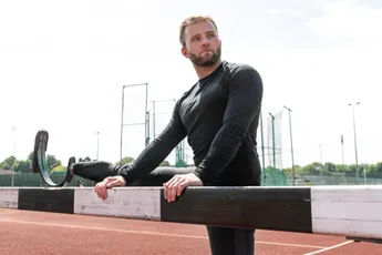 De mentale wedstrijd: Hoe topsporters omgaan met druk en onzekerheid op het veld