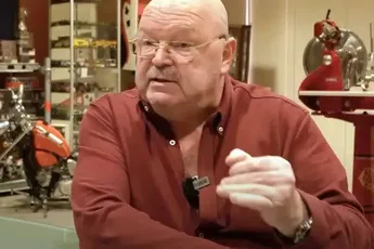 Ging hij een stap te ver? Michel Van den Brande haalt verwoestend uit naar Conner Rousseau: "Dan gade eraan!"