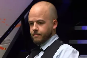 Snookerlegende maakt Luca Brecel met de grond gelijk: "Werken? Wat betekent werken voor hem...!?"