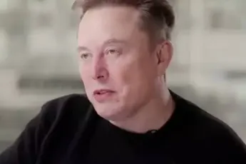 /actua/elon-musk-doet-verbluffende-voorspelling-over-ai-en-de-toekomst-van-werk-en-mensen-zijn-nu-doodsbang