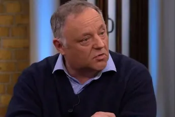 Marc Van Ranst waarschuwt voor weinig gekend gevaar, nu griepgolf het land teistert: "Mensen sterven hieraan"