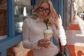 /dames/anna-de-vriendin-van-thibau-nys-showt-het-perfecte-pilates-pakje-en-dat-levert-fascinerende-beelden-op