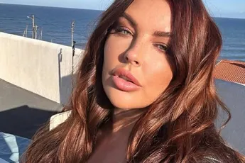 Waarom Sharon Grobben een van de meest gevolgde Vlaamse dames op Instagram is? Deze lingeriefoto's geven je het antwoord...