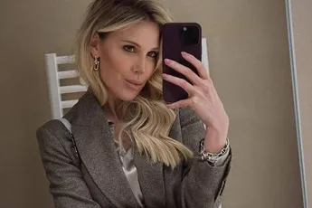 Vlaams model Marieke Vannieuwenhuyse dropt een fotoshoot waarvan je spontaan stevige vapeurs krijgt