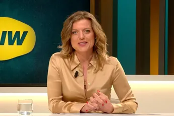 Wat Ella Leyers nu zegt over De Ideale Wereld én haar liefdesleven met 'grote baas' Jan Eelen verbaast iedereen