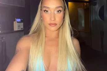 /dames/hallo-niels-gill-requiere-deelt-een-dansfilmpje-waar-de-vonken-afvliegen-en-dat-zal-destadsbader-graag-zien-gebeuren