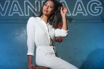 /dames/danira-boukhriss-gaat-trouwen-enkele-van-haar-lekkerste-fotos-om-dat-heuglijke-nieuws-te-vieren