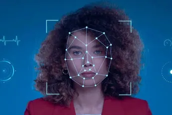 /actua/de-huiveringwekkende-zwarte-markt-voor-menselijke-gezichten-ik-verkocht-mijn-gezicht-aan-ai-en-dat-eindigde-dramatisch