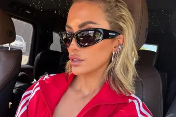/dames/anouk-matton-kondigt-haar-ibiza-optredens-aan-en-de-superhete-begeleidende-foto-doet-je-toch-wel-wat-zweten