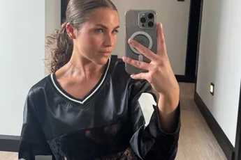 /dames/temptation-donna-deelt-wat-fitnessfotos-en-haar-outfit-zit-goed-strak-ook-aan-het-billenwerk