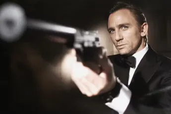 /actua/de-james-bond-stijl-blijft-fascineren-ook-aan-de-roulettetafel