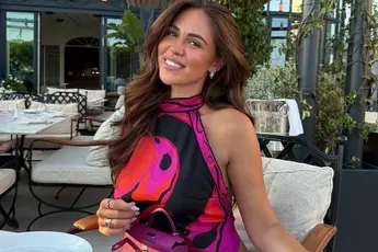 /dames/mamma-mia-deze-hemelse-bikinifotos-van-sarah-puttemans-zijn-energie-voor-een-ganse-week