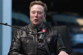 Zóveel verdient Elon Musk per seconde (!) — en NASA kan zijn fortuin nog verder doen exploderen