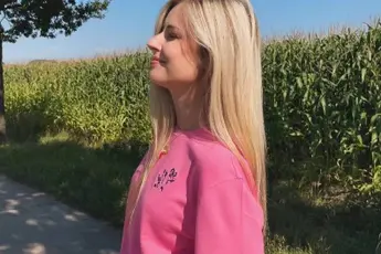 /actua/de-dag-dat-jade-mintjens-haar-ideale-man-beschreef-en-zei-hoe-zijn-intieme-gedeelte-er-moet-uitzien