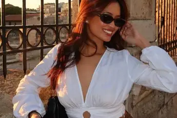 /dames/de-billetjes-van-ex-miss-belgie-angeline-flor-plua-schitteren-in-de-zon-op-miami-beach-fotos