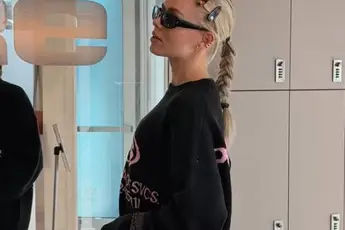 /dames/anna-de-vriendin-van-thibau-nys-in-haar-roze-fitnesspakje-daar-word-je-instant-gelukkig-van-fotos