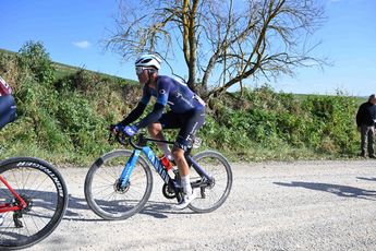 Fernando Gaviria's main leadout man Albert Torres back to competition after injury