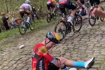 Video: Dylan van Baarle, Fred Wright and Kasper Asgreen abandon Paris-Roubaix after crash at Trouée d'Arenberg