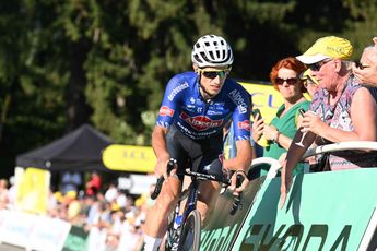 Volta ao País Basco: Quinten Hermans vence ao sprint a 3ª etapa e Primoz Roglic mantem a amarela depois de uma queda grave