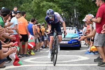 Stephen Williams, emocionado e exausto, está "na lua" com a vitória na Flèche Wallonne: "Não acredito que acabei de ganhar a Flèche"
