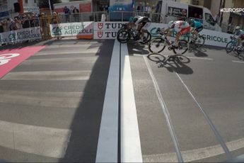 Enrico Zanoncello gives Bardiani the victory in photo finish sprint on stage 1 of Giro d'Abruzzo 2024