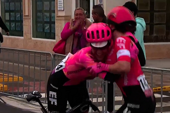 VIDEO: Alison Jackson goes crazy in joyous scenes of celebration following La Vuelta Femenina stage 2 win