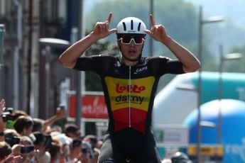 Arnaud De Lie dominant at Binche - Chimay - Binche 2024 ahead of Biniam Girmay and Jasper Philipsen