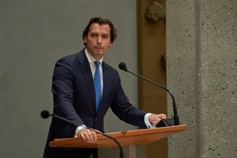 Undemocratic House talks emphatically Wednesday about FVD party ban