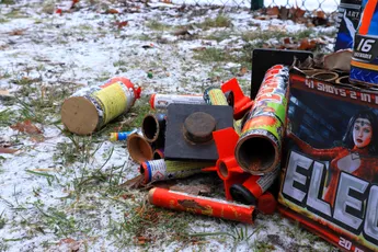 Majority in House of Representatives believes heavy illegal fireworks should be covered by gun law