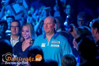 Speelschema World Series of Darts Finals vrijdag: 3 NL-ers in actie