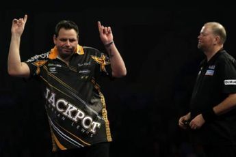 Terugblik: De 9-darter van Adrian Lewis als opwarmer voor het European Championship