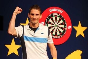 Mareno Michels, nieuwkomer en kampioen, wint verrassend de Dutch Darts Tour 3