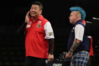 Levende dartlegende Paul Lim verbaast op 70-jarige leeftijd op Lakeside WK