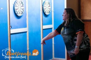 Marjolein Noijens finaliste op het Romanian Classic Darts Open